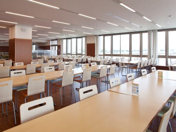 新規オープンに伴う募集となります！たくさんの仲間と新たなスタートを切りましょう♪