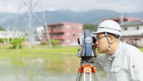 ミリ単位で図面通りに測量！