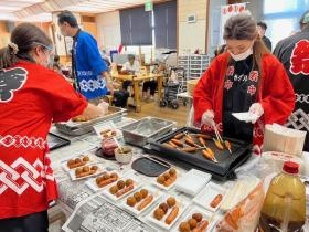 月１回全部署合同イベントも盛大で職員も共に楽しんでいます。