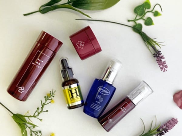 化粧品、美容健康雑貨のメーカーです。