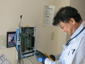技術の仕事：警備機器の設置・工事も弊社で行います