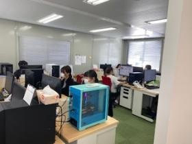 職場の風景です。