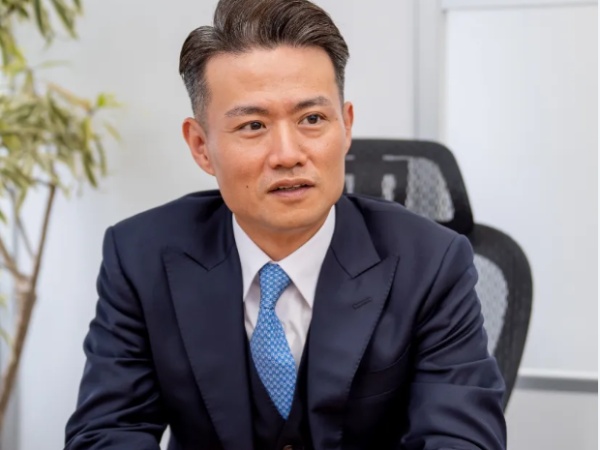 代表の浦田です。BPOコンサルティングを通じて社会を元気にする会社を目指しています。あなたも、ぜひ一緒に成長していきましょう！