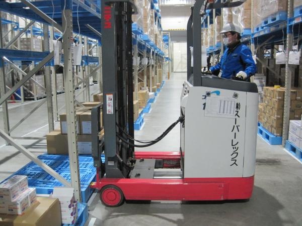 倉庫内作業員・フォークリフトオペレーター