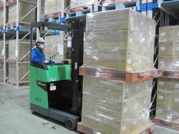 倉庫内作業員・フォークリフトオペレーター