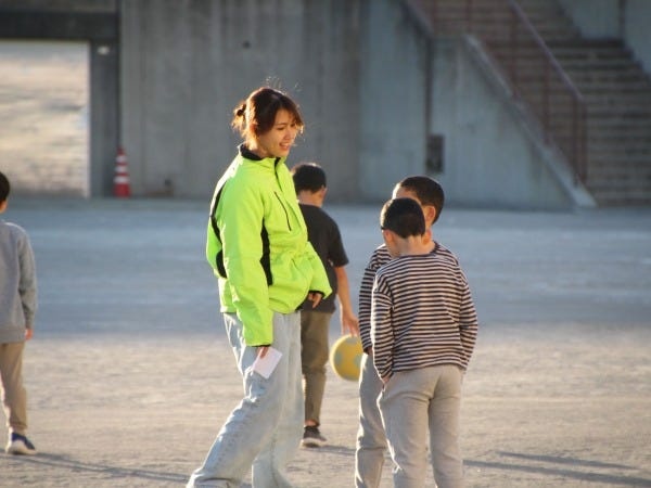 子どもたちを安心・安全に見守るお仕事です。