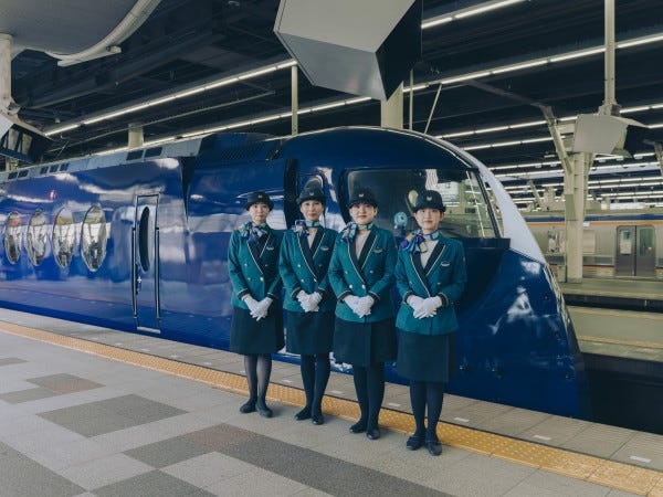 特急列車新観光列車内での接客・新観光列車内での接客スタッフ・社会人デビュー（未経験大歓迎・大歓迎）