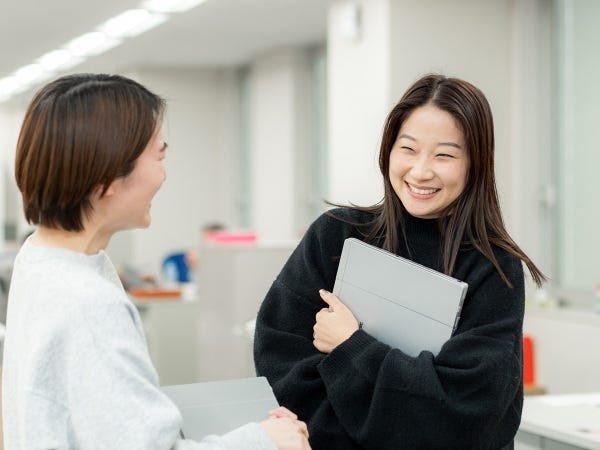 【先輩の声2】従業員数が620名くらいで経営層とも直接コミュニケーションが取れますし、現場の意見が迅速に反映されるところが気に入っています！