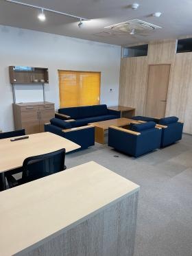 札幌本社ミーティングテーブル＋応接