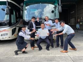 勤続表彰後の記念撮影です