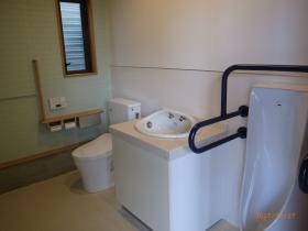 事業所１階トイレ