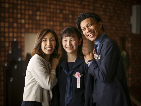 フォトグラファー・ブライダルフォトグラファー（普通自動車運転免許歓迎・飲食業界経験者歓迎）