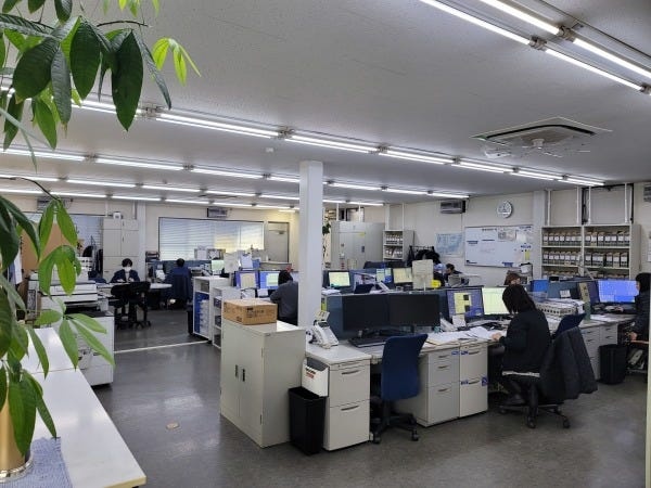 事務スタッフ（残業なし・交通費支給あり）