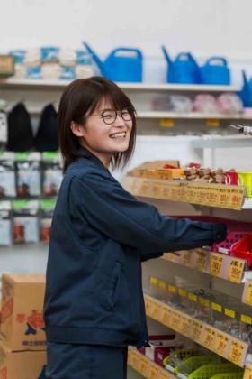 資材の販売も、