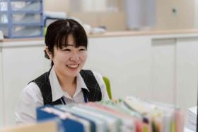 管理部門での総務財務から、