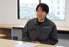 未経験で施工管理として入社。わからないことは先輩に聞きます。