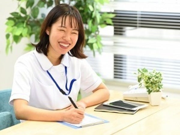 完全週休2日制◎お休み・福利厚生充実♪東急百貨店の割引券や交通費全額支給あり！