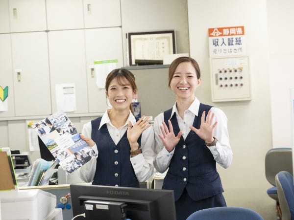 将来的には、希望や適性に応じて「広報」「採用」「人材育成」などにもチャレンジ可能。事務の枠を超え、ステップアップも目指せます。