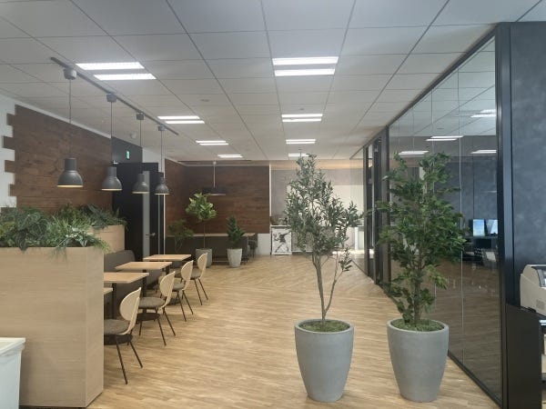 共有スペースがあるので、ランチや休憩で利用できます