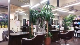 美容室＆エステ店内