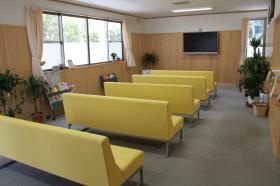 三原医院 待合室