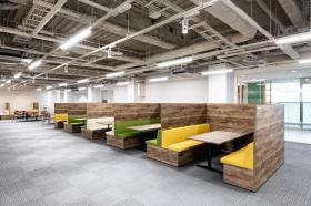 大栄環境グループ 本部 ミーティングスペース