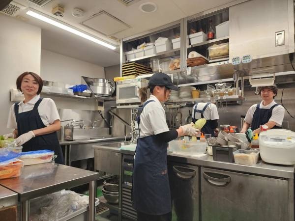 美味しいお料理とワインを提供。　BE-ONEにあるので通勤にも便利。ご応募お待ちしております。