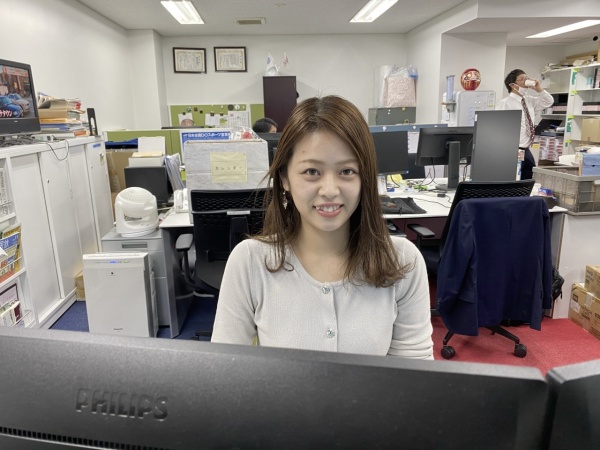 営業提案を実現するために、社内調整も大事な業務。各部署と知恵を出し合いながら、よい企画が提案できるよう連携します。