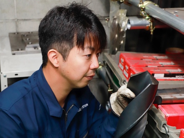 スタッフは全員20代～40代！全く違う業界から集まったメンバーですが、結束力は社内No.1の部署です！