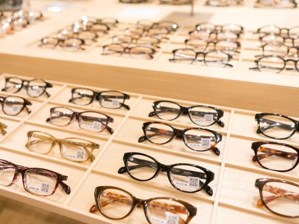 ジンズは販売ノルマがないのも特徴。そのためお客様に寄り添った接客ができます！