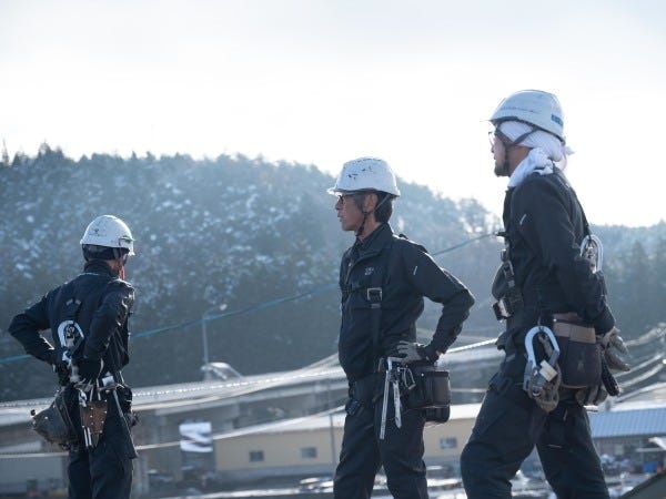 施工エンジニアスタッフ・屋根工事エンジニア（要普通免許）