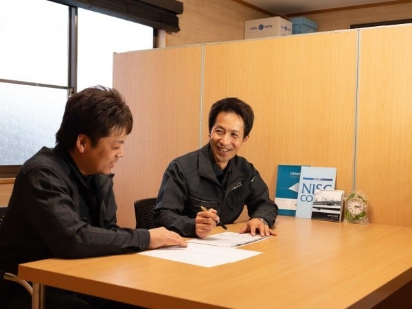 施工エンジニアスタッフ・屋根工事エンジニア（要普通免許）