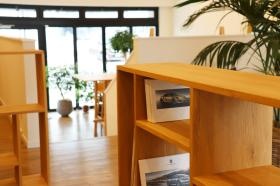 ウッドの温もりが感じることができます