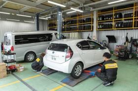 ピットでの作業風景です。未経験からでも大歓迎です。