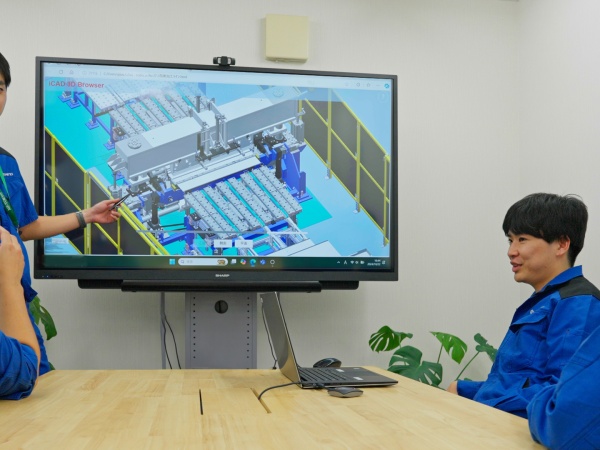 事業の拡大に向けて、年齢、性別、役職関係なく、自由、且つ活発な議論が日々行われています。そのような取り組みがご自身の成長にも繋がります。