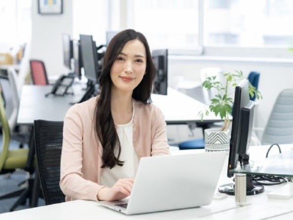 完全週休2日制（土日祝休）、年間休日123日で、働きやすい環境が整っています。