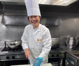 「柿安ダイニング」創作惣菜の調理