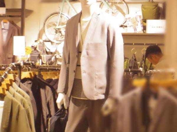 社割で自社商品の購入も可能♪本社で働くスタッフも、コックスが手がける多数ブランドのアイテムをお得にGETできます☆