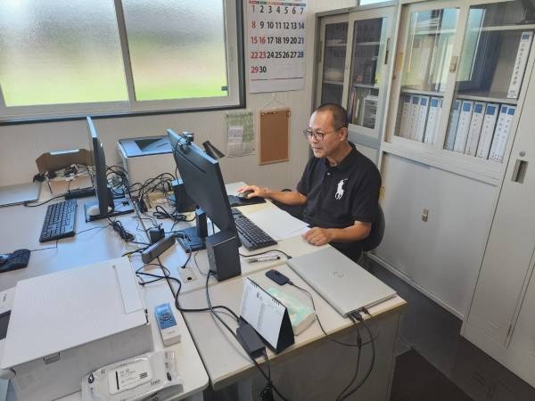 当社の社長です。一緒の空間にいるので相談もしやすい環境です。