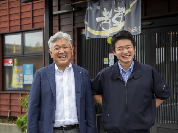 石巻港に水揚げされた魚介類や北欧北米より輸入した魚類等を活かした、各種切身漬魚等の製造販売をおこなう老舗の水産加工会社です。