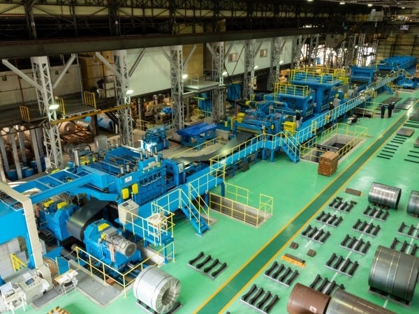 工場内には最新鋭の加工設備を備えています！