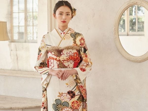 成人式を迎える女性が最高に輝けるステージをつくる事が私たちのミッションです。