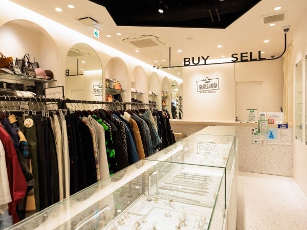 買取販売スタッフ・ユーズドセレクトショップの買取販売（未経験歓迎・ファッションに強い関心があり）