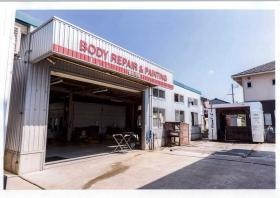 本社総合整備工場板金工場