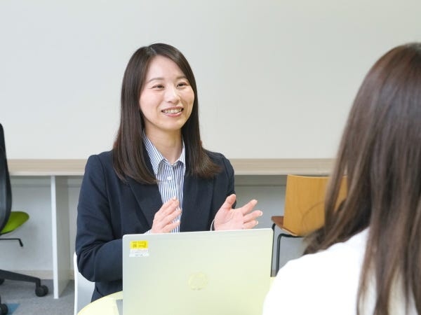 教務事務・大学内資格コーナー・アシスタントスタッフ