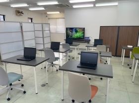 ワークプレイス小野田の室内