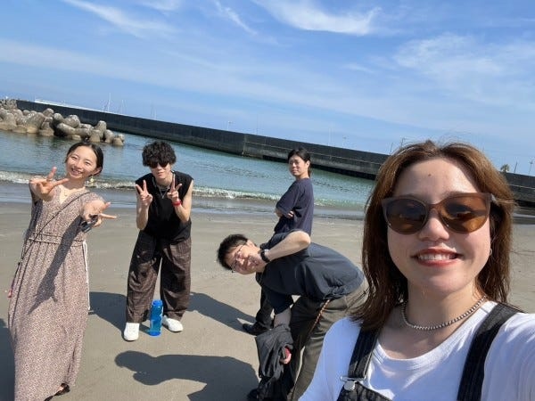 SNS運用スタッフ