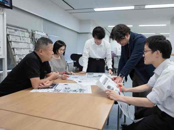 20代から50代までの記者が活躍しています。