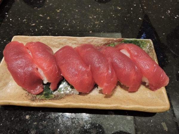 ホールスタッフ（嬉しいまかないあり）