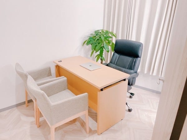 SNS運用担当・美容クリニックのSNS運用担当（一般的なPCスキル）